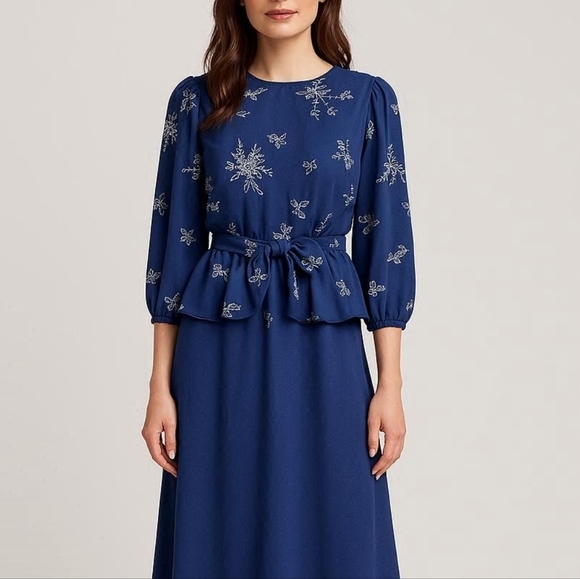 Dresses & Skirts - 1980's Vintage Blue & White Floral Dress Size Large